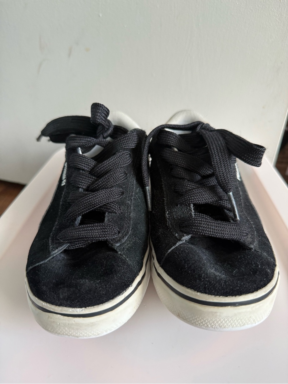 Puma Kids Black Suede Low-Top Sneakers